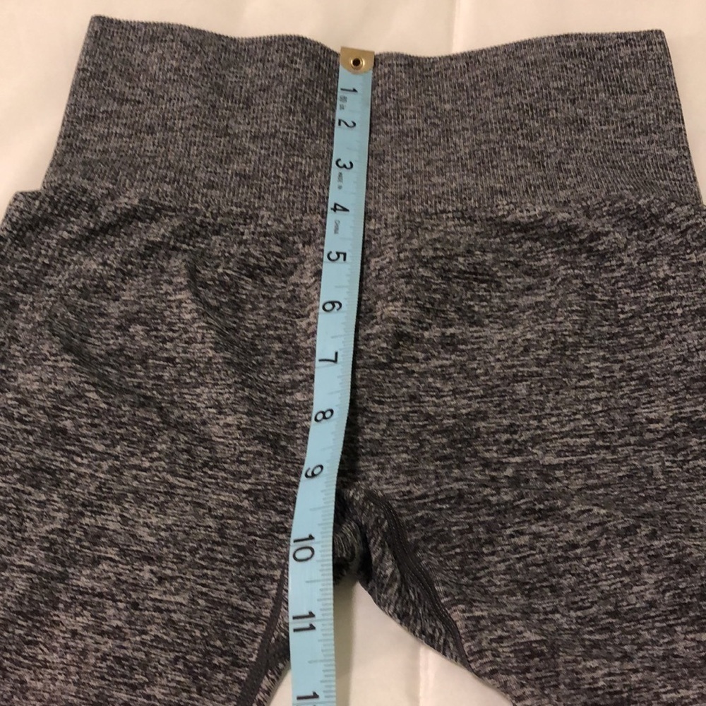 PINK VS cool and comfy Capri ombré leggings - Picture 3 of 6